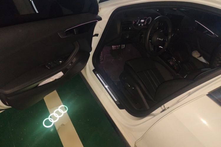 Used Audi A4L 2024 40 TFSI Luxury Dynamic Edition Driver Seat