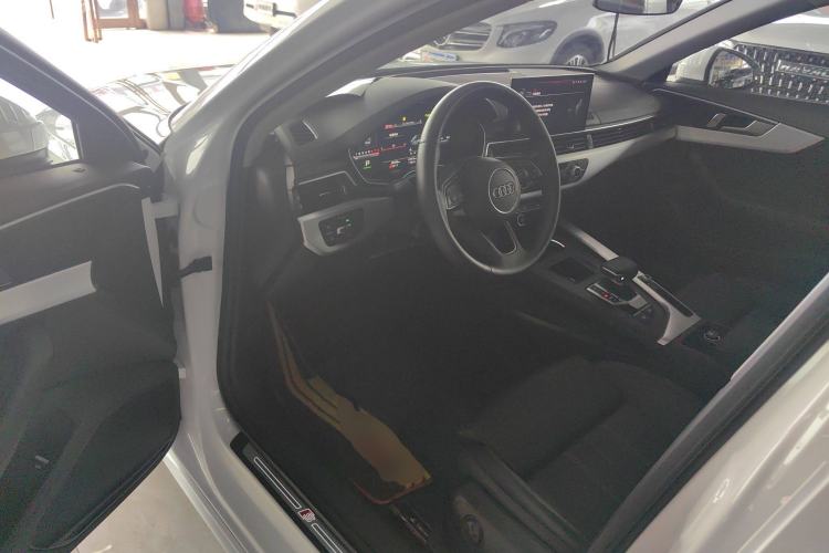 Used Audi A4L 2024 40 TFSI Fashion Dynamic Model Driver Seat