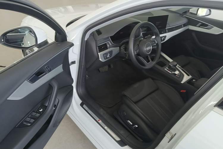 Used Audi A4L 2024 40 TFSI Fashion Dynamic Model Driver Seat