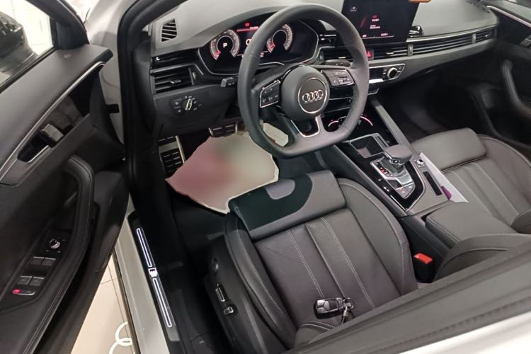 Used Audi A4L 2024 40 TFSI Luxury Dynamic Edition Driver Seat