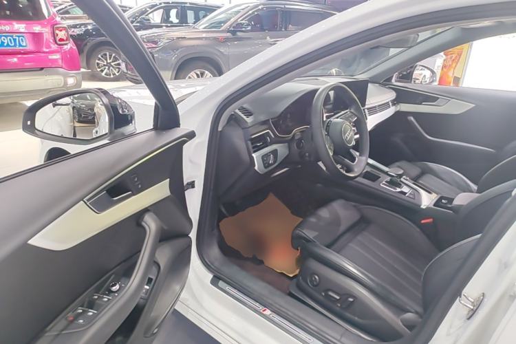 Used Audi A4L 2024 40 TFSI Fashion Dynamic Model Driver Seat