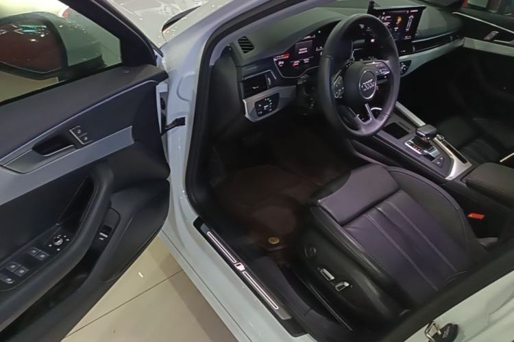 Used Audi A4L 2024 40 TFSI Fashion Dynamic Model Driver Seat
