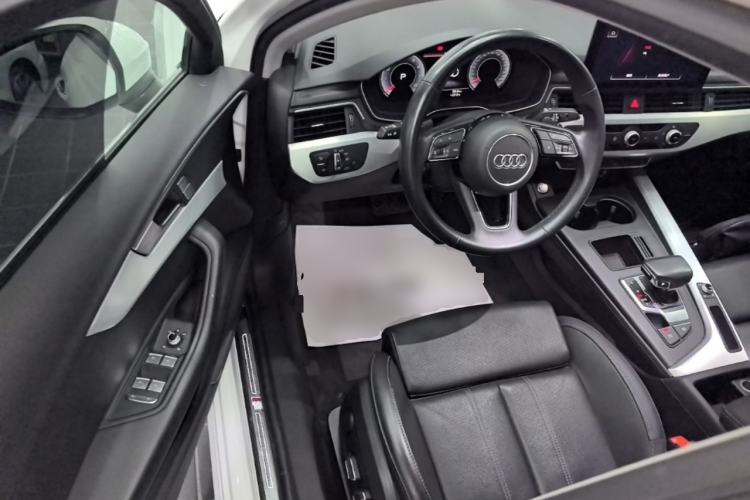 Used Audi A4L 2024 40 TFSI Fashion Dynamic Model Driver Seat