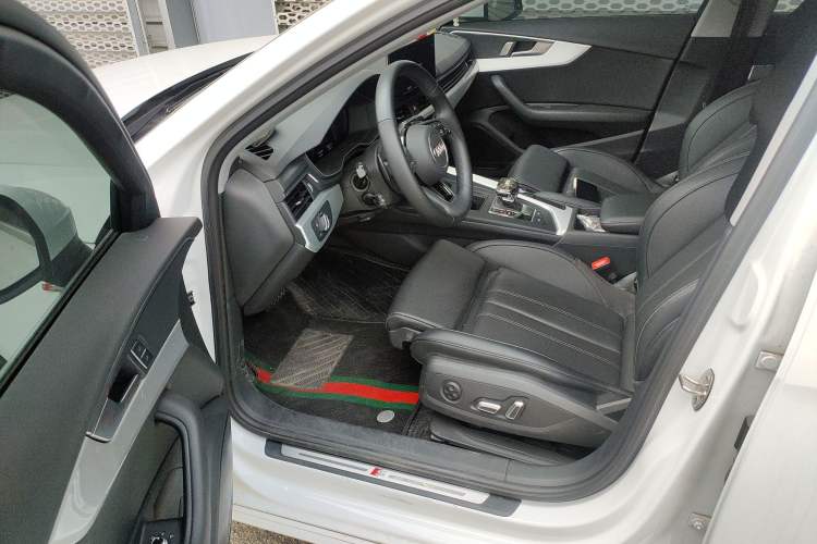 Used Audi A4L 2024 40 TFSI Fashion Dynamic Model Driver Seat