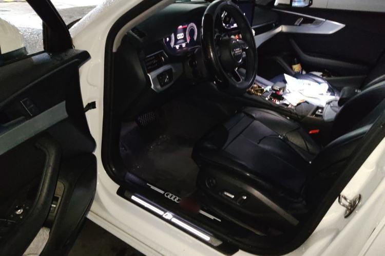 Used Audi A4L 2024 40 TFSI Fashion Dynamic Model Driver Seat