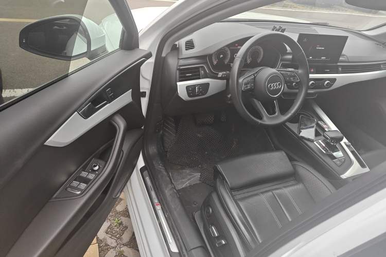 Used Audi A4L 2024 40 TFSI Fashion Dynamic Model Driver Seat