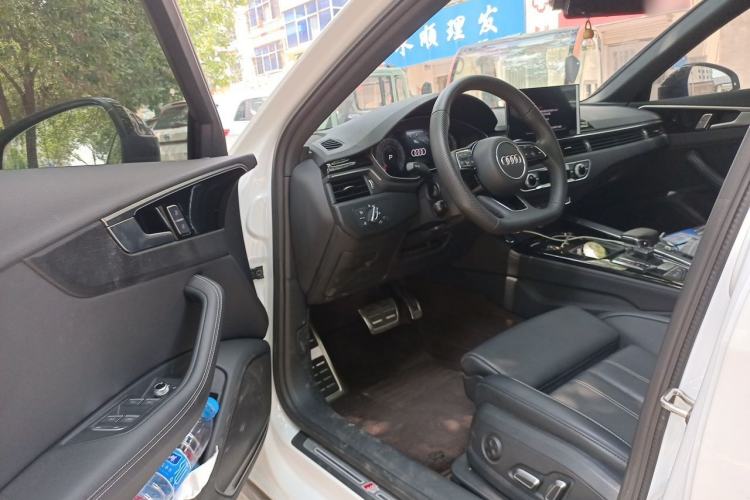 Used Audi A4L 2024 40 TFSI Luxury Dynamic Edition Driver Seat