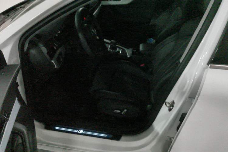 Used Audi A4L 2024 40 TFSI Fashion Dynamic Model Driver Seat