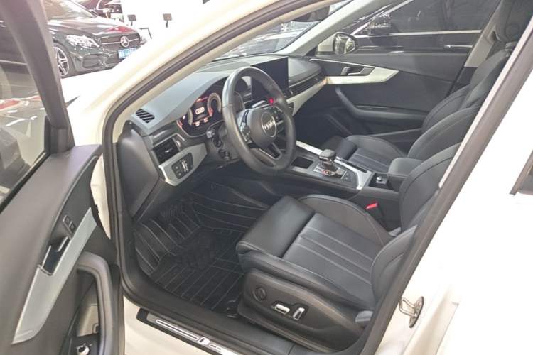 Used Audi A4L 2024 40 TFSI Fashion Dynamic Model Driver Seat