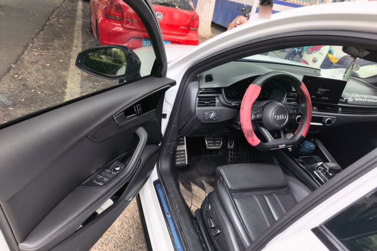 Used Audi A4L 2024 40 TFSI Luxury Dynamic Edition Driver Seat