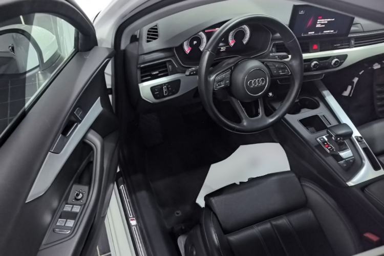 Used Audi A4L 2024 40 TFSI Fashion Dynamic Model Driver Seat