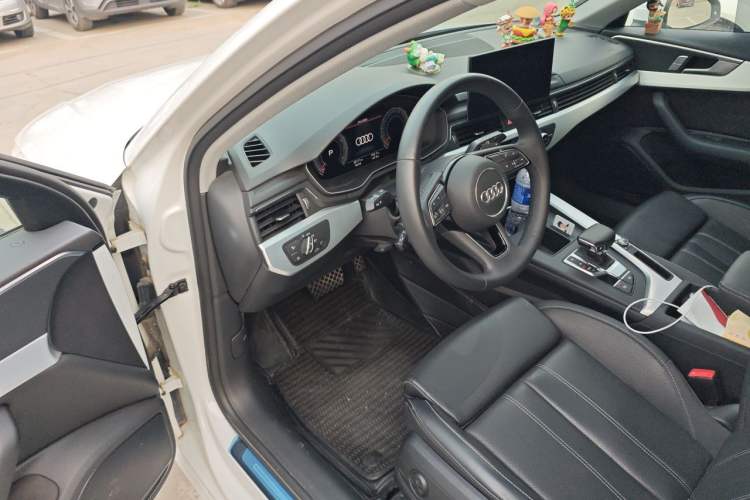 Used Audi A4L 2024 40 TFSI Fashion Dynamic Model Driver Seat