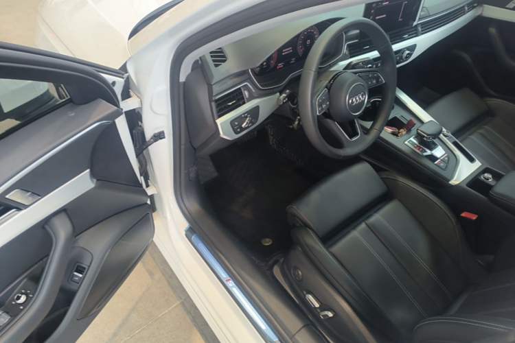 Used Audi A4L 2024 40 TFSI Fashion Dynamic Model Driver Seat