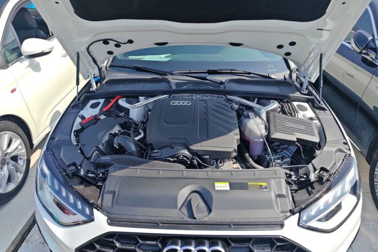 Used Audi A4L 2024 40 TFSI Luxury Dynamic Edition Engine Bay