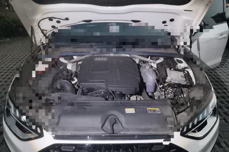 Used Audi A4L 2024 40 TFSI Luxury Dynamic Edition Engine Bay