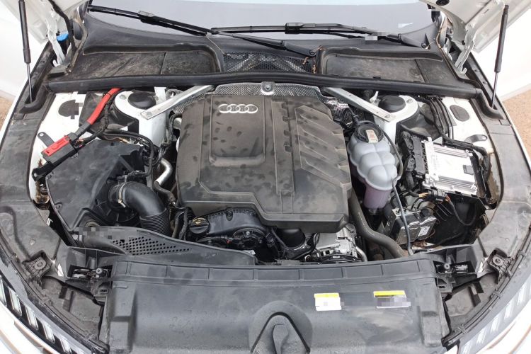 Used Audi A4L 2024 40 TFSI Luxury Dynamic Edition Engine Bay