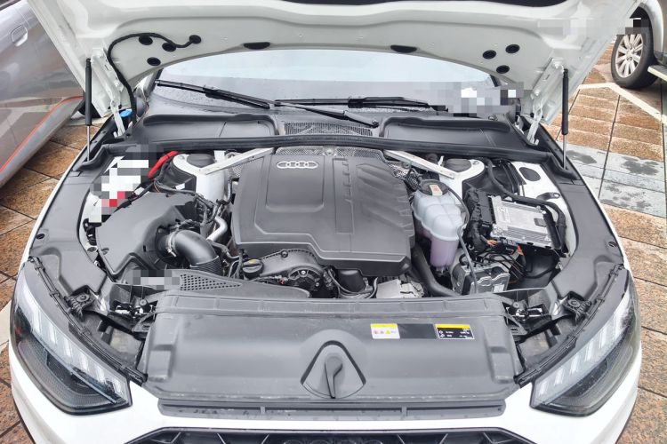 Used Audi A4L 2024 40 TFSI Luxury Dynamic Edition (Starry Night Version) Engine Bay