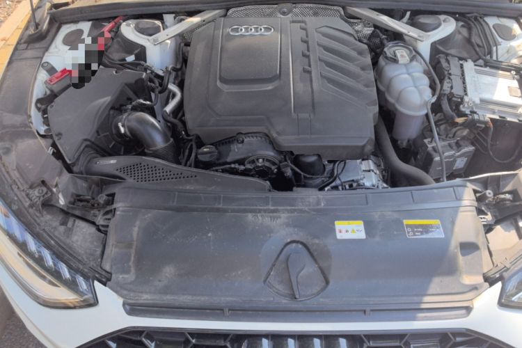 Used Audi A4L 2024 40 TFSI Luxury Dynamic Edition Engine Bay