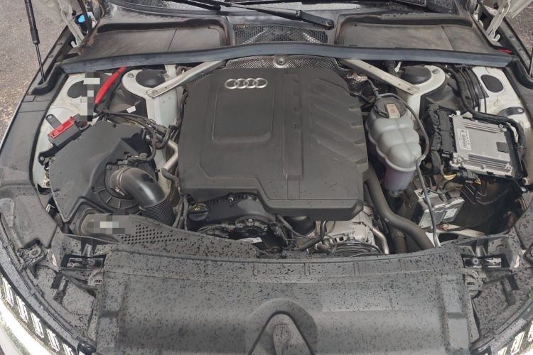 Used Audi A4L 2024 40 TFSI Luxury Dynamic Edition Engine Bay