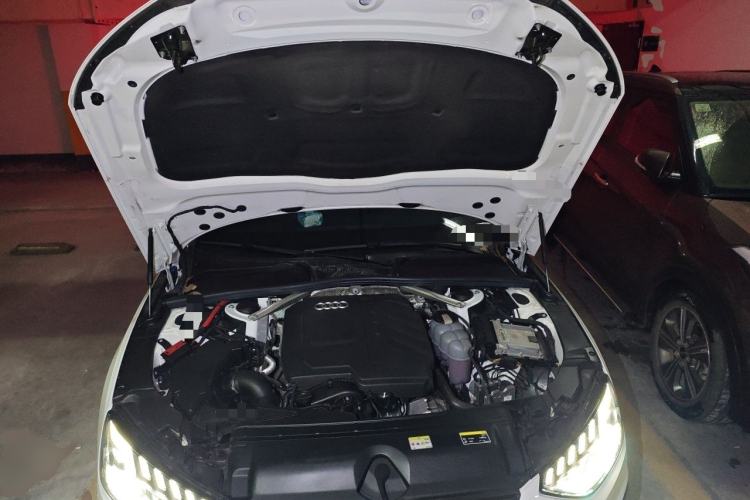Used Audi A4L 2024 40 TFSI Luxury Dynamic Edition Engine Bay