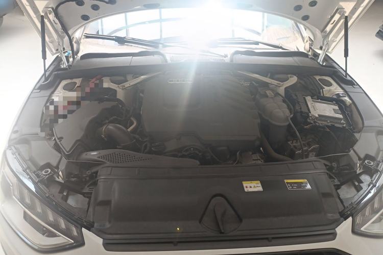 Used Audi A4L 2024 40 TFSI Luxury Dynamic Edition Engine Bay