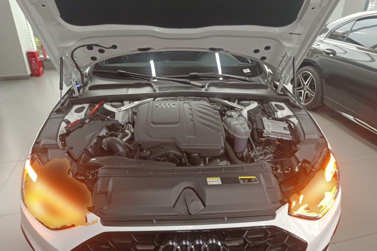 Used Audi A4L 2024 40 TFSI Luxury Dynamic Edition Engine Bay