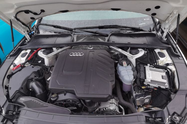 Used Audi A4L 2024 40 TFSI Luxury Dynamic Edition Engine Bay
