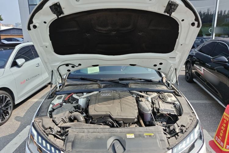 Used Audi A4L 2024 40 TFSI Luxury Dynamic Edition Engine Bay