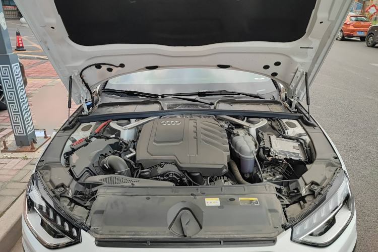 Used Audi A4L 2024 40 TFSI Luxury Dynamic Edition Engine Bay