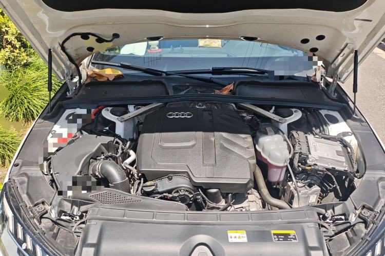 Used Audi A4L 2024 40 TFSI Luxury Dynamic Edition Engine Bay