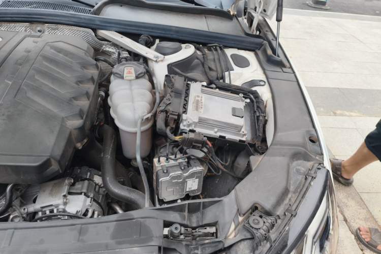 Used Audi A4L 2024 40 TFSI Fashion Dynamic Model Engine Bay Left