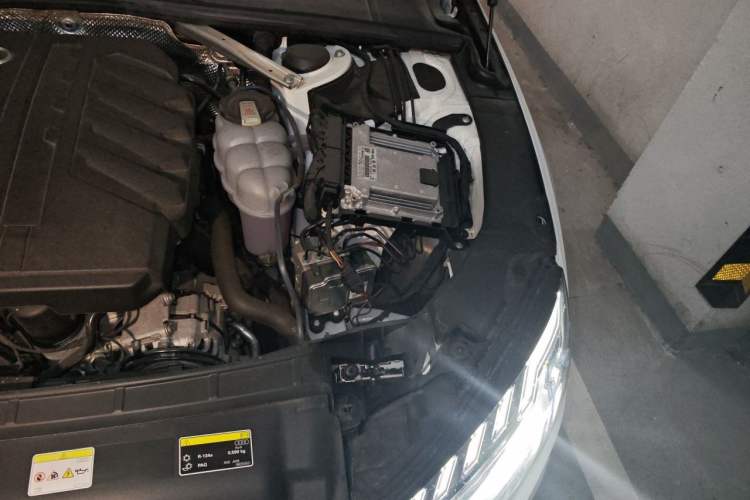 Used Audi A4L 2024 40 TFSI Fashion Dynamic Model Engine Bay Left
