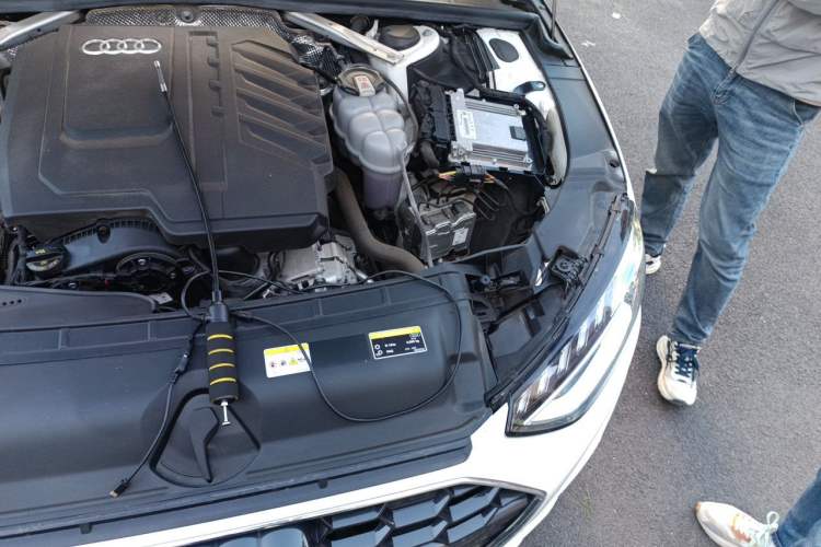 Used Audi A4L 2024 40 TFSI Fashion Dynamic Model Engine Bay Left