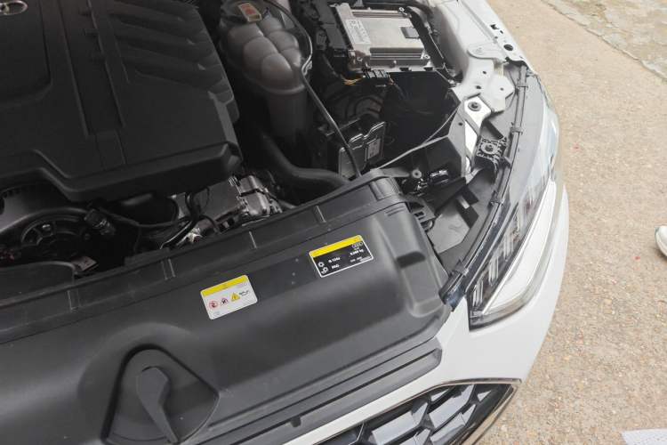 Used Audi A4L 2024 40 TFSI Fashion Dynamic Model Engine Bay Left