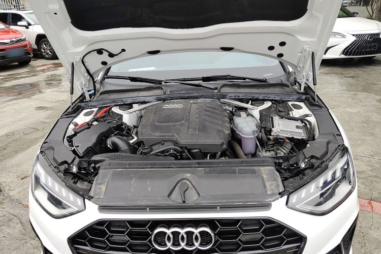 Used Audi A4L 2024 40 TFSI Luxury Dynamic Edition Engine Bay