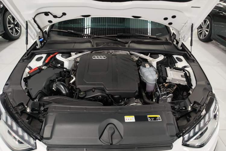 Used Audi A4L 2024 40 TFSI Luxury Dynamic Edition Engine Bay