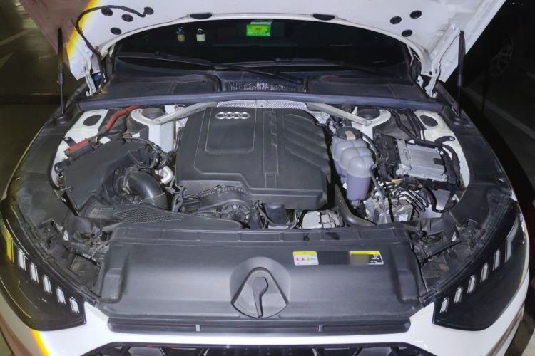 Used Audi A4L 2024 40 TFSI Luxury Dynamic Edition (Starry Night Version) Engine Bay