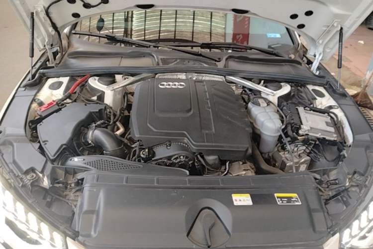 Used Audi A4L 2024 40 TFSI Luxury Dynamic Edition Engine Bay