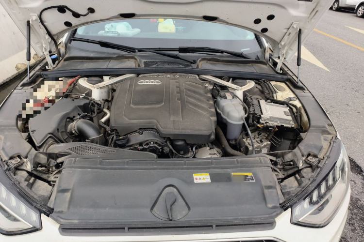 Used Audi A4L 2024 40 TFSI Fashion Dynamic Model Engine Bay