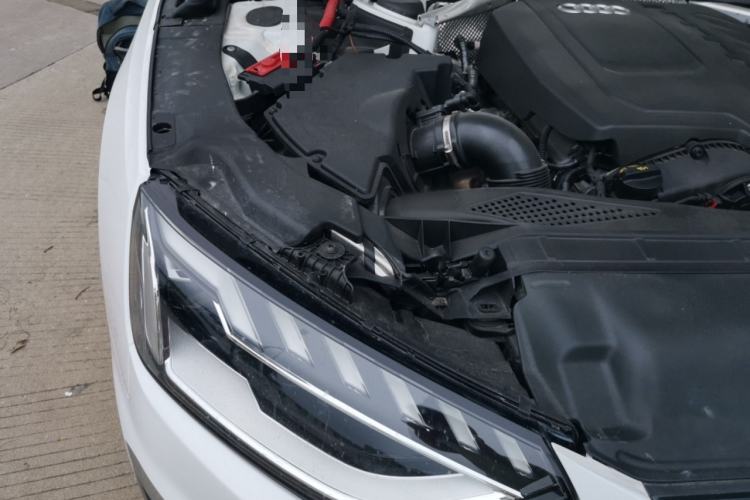 Used Audi A4L 2024 40 TFSI Fashion Dynamic Model Engine Bay Right