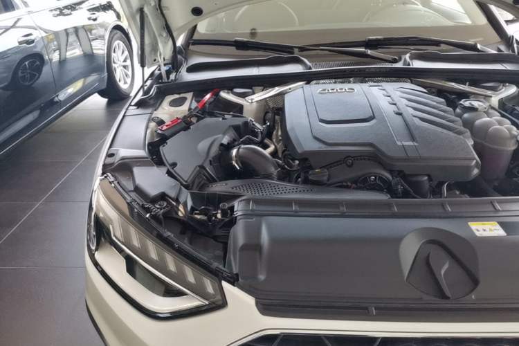 Used Audi A4L 2024 40 TFSI Fashion Dynamic Model Engine Bay Right