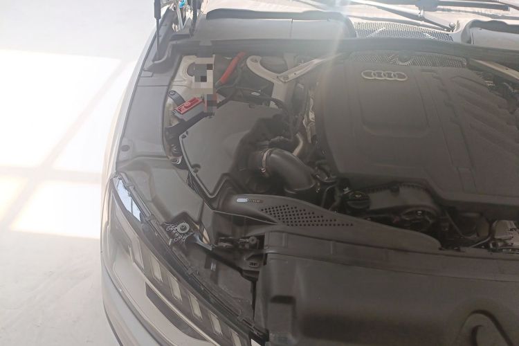 Used Audi A4L 2024 40 TFSI Luxury Dynamic Edition Engine Bay Right