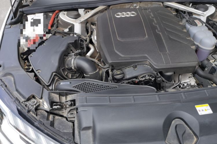 Used Audi A4L 2024 40 TFSI Luxury Dynamic Edition Engine Bay Right