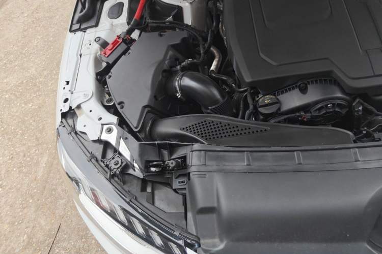 Used Audi A4L 2024 40 TFSI Fashion Dynamic Model Engine Bay Right