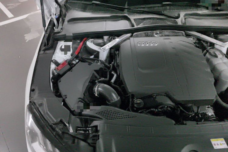 Used Audi A4L 2024 40 TFSI Fashion Dynamic Model Engine Bay Right
