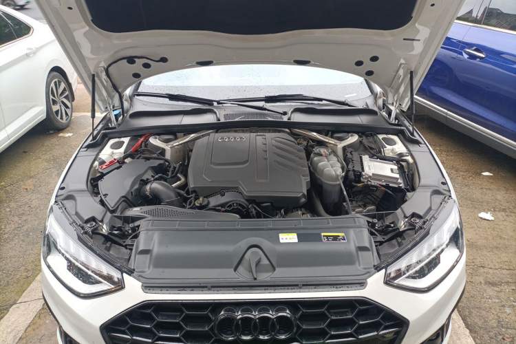 Used Audi A4L 2024 40 TFSI Luxury Dynamic Edition Engine Bay