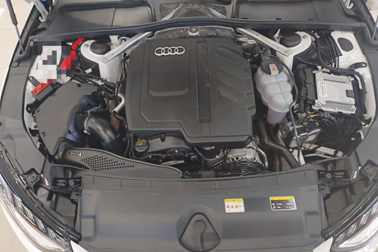 Used Audi A4L 2024 40 TFSI Fashion Dynamic Model Engine Bay