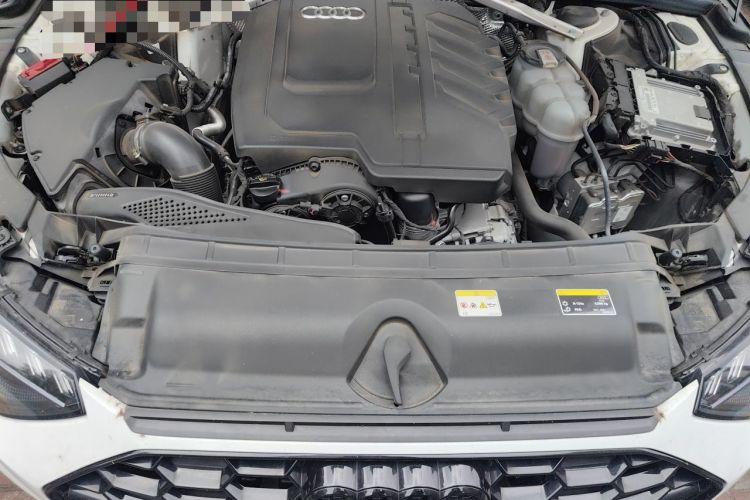 Used Audi A4L 2024 40 TFSI Luxury Dynamic Edition (Starry Night Version) Engine Bay