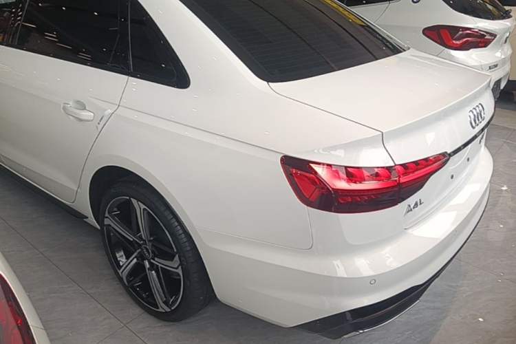 Used Audi A4L 2024 40 TFSI Luxury Dynamic Edition Exterior 2