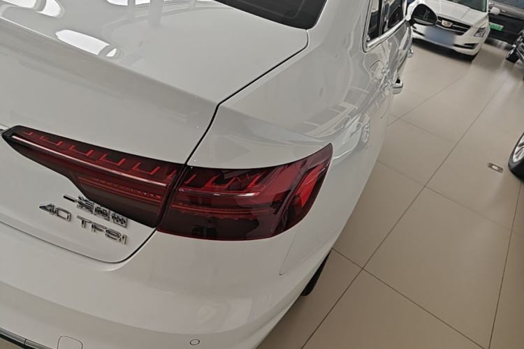 Used Audi A4L 2024 40 TFSI Fashion Dynamic Model Exterior 3